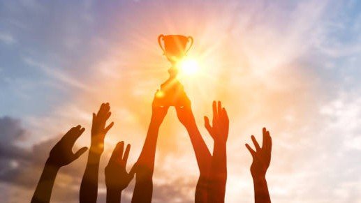 Prestasi Bukan Akhir, Melainkan Momentum Branding